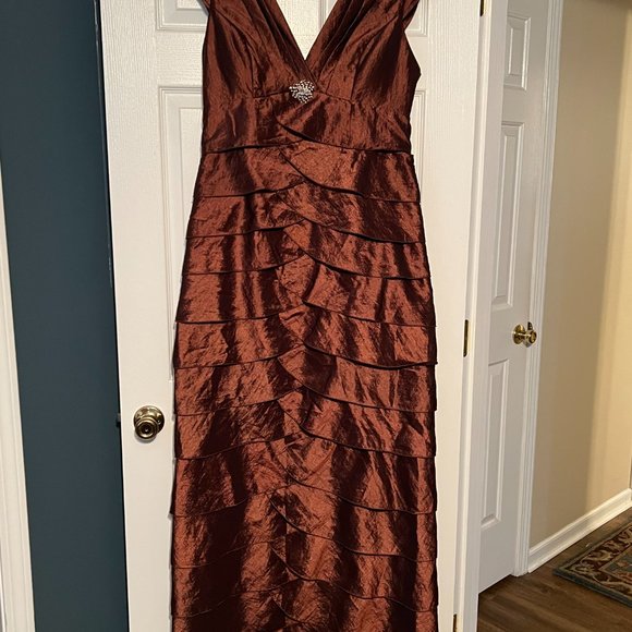 Nox Formal Gown XL - Picture 2 of 4